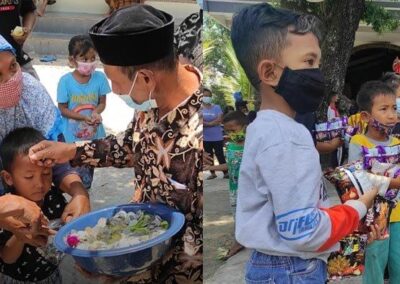 Uniknya Peringatan Maulid Nabi Muhammad SAW di Desa Kedondong Madiun, Berebut Jajan dan Antre Mendapatkan Koin